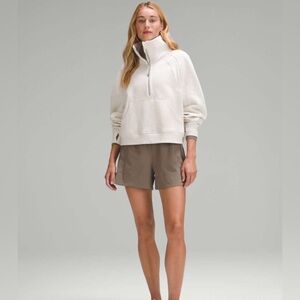 Lululemon Scuba Oversized Funnel-Neck Half Zip
Heathered Bone (First Release)